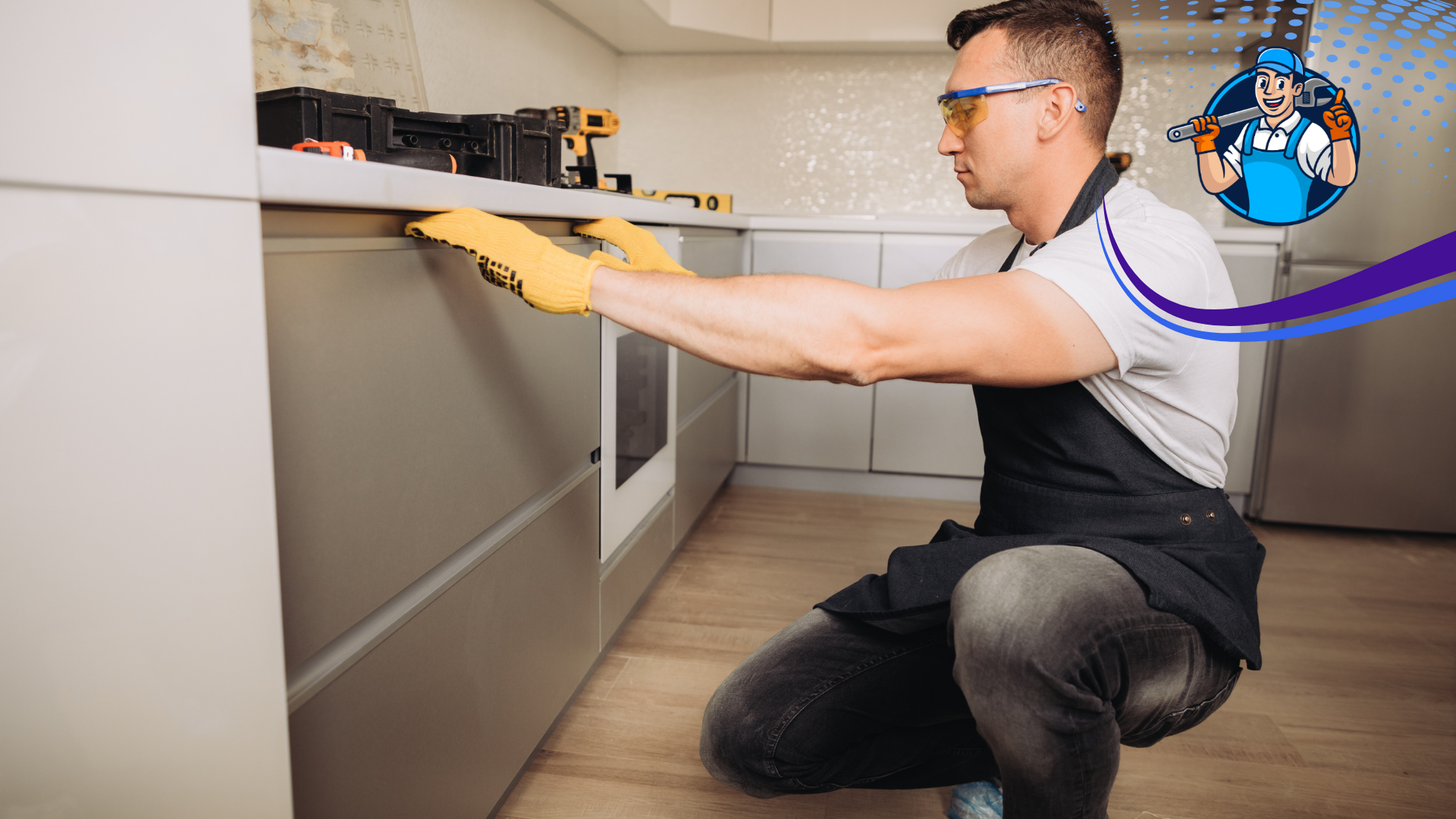 معلم المنيوم فك وتركيب بحي الشاطئ